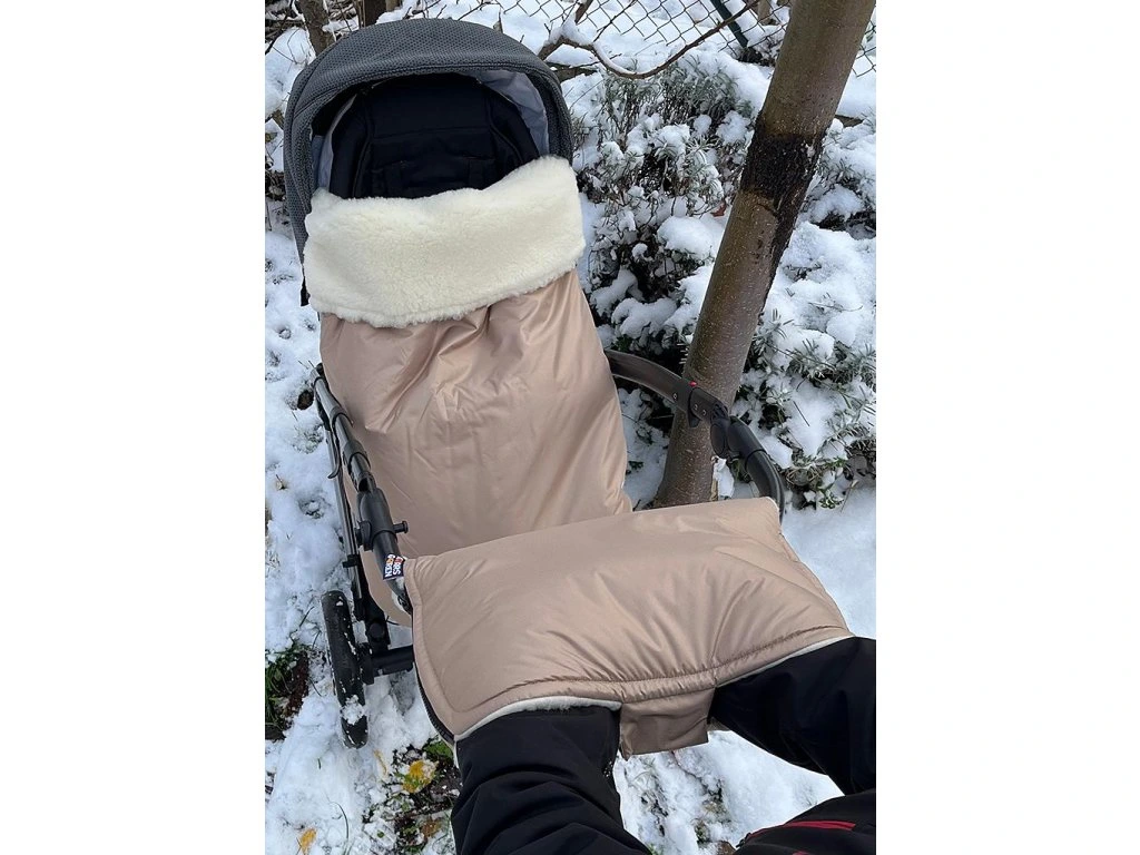 Merino rukávník na kočárek béžový z ovčí vlny Kaarsgaren